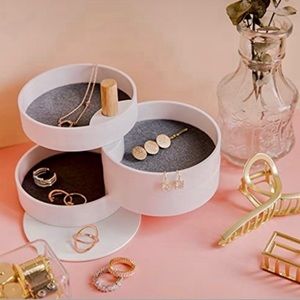 ✨🆕✨The2Bandits Tiered Catchall Tray 🏷️📦